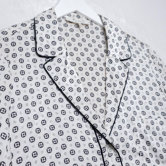 FRAME 100% Silk Pajama Style Top Button Up Blouse Long Sleeve Front Pocket Sz M - Picture 8 of 14